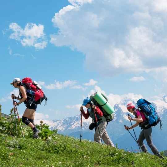 If you follow the keto diet and love to hike, you may be concerned about how your diet will affect your hiking performance. A keto diet can improve your hiking performance if you take some precautions. Here's what you need to know about backpacking on keto.