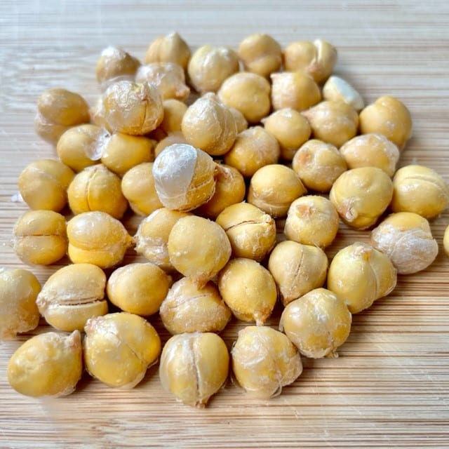 Canned chickpeas after being freeze-dried